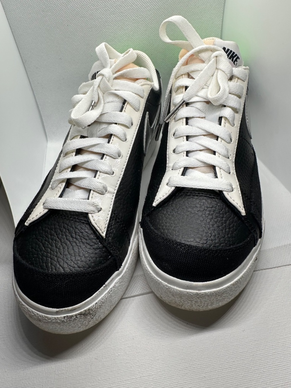 Nike Black/White Low-Top Sneakers with Silver Swoosh and Neon Green Heel - (30)